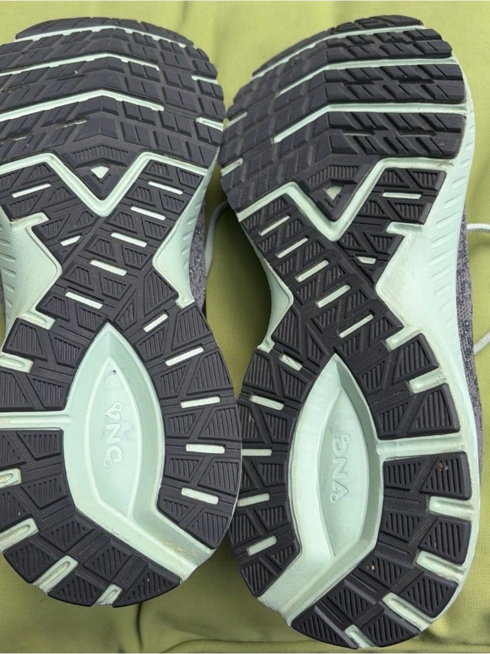 Brooks Launch 6 Women's Running Shoes 1202851B011 Gray Green Size 11.5 Medium - Picture 6 of 6
